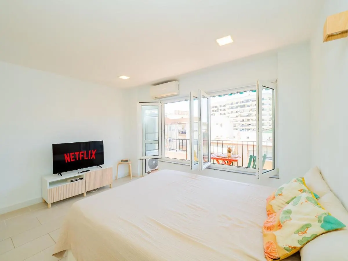 Cubo'S Fuengirola Leisure Port Apartment