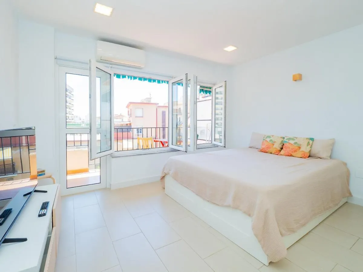 Cubo'S Fuengirola Leisure Port Apartment
