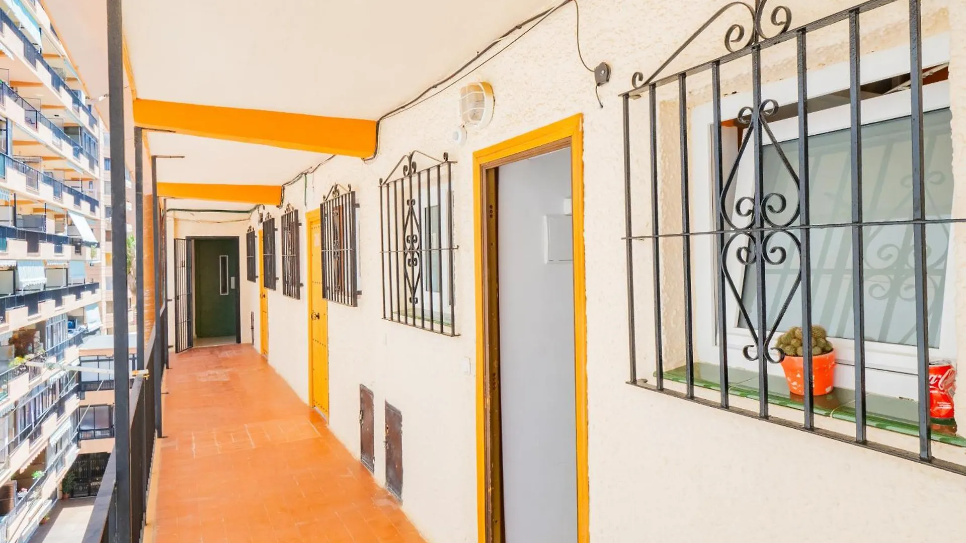 Cubo'S Fuengirola Leisure Port Apartment 0*,  Spain
